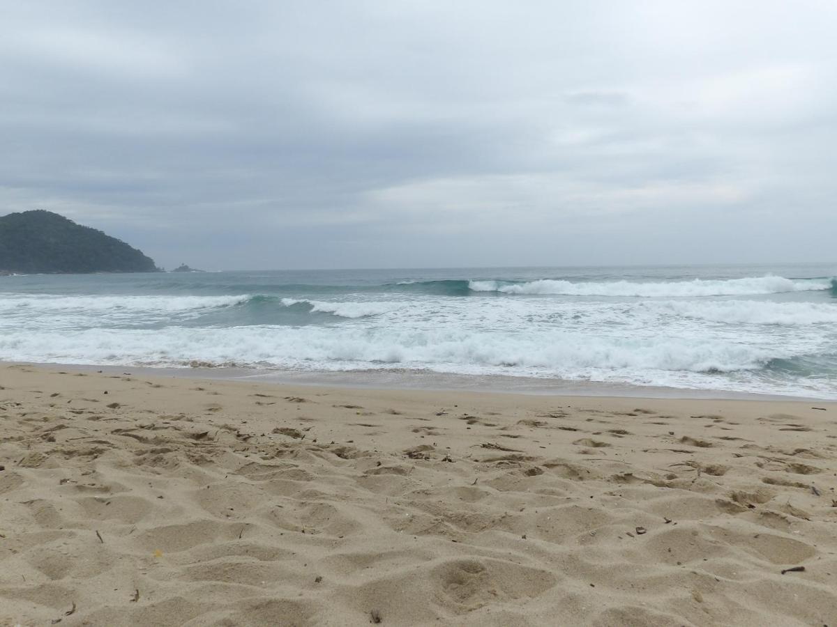 Suite Som Do Mar Da Vermelha Do Centro Ubatuba Buitenkant foto